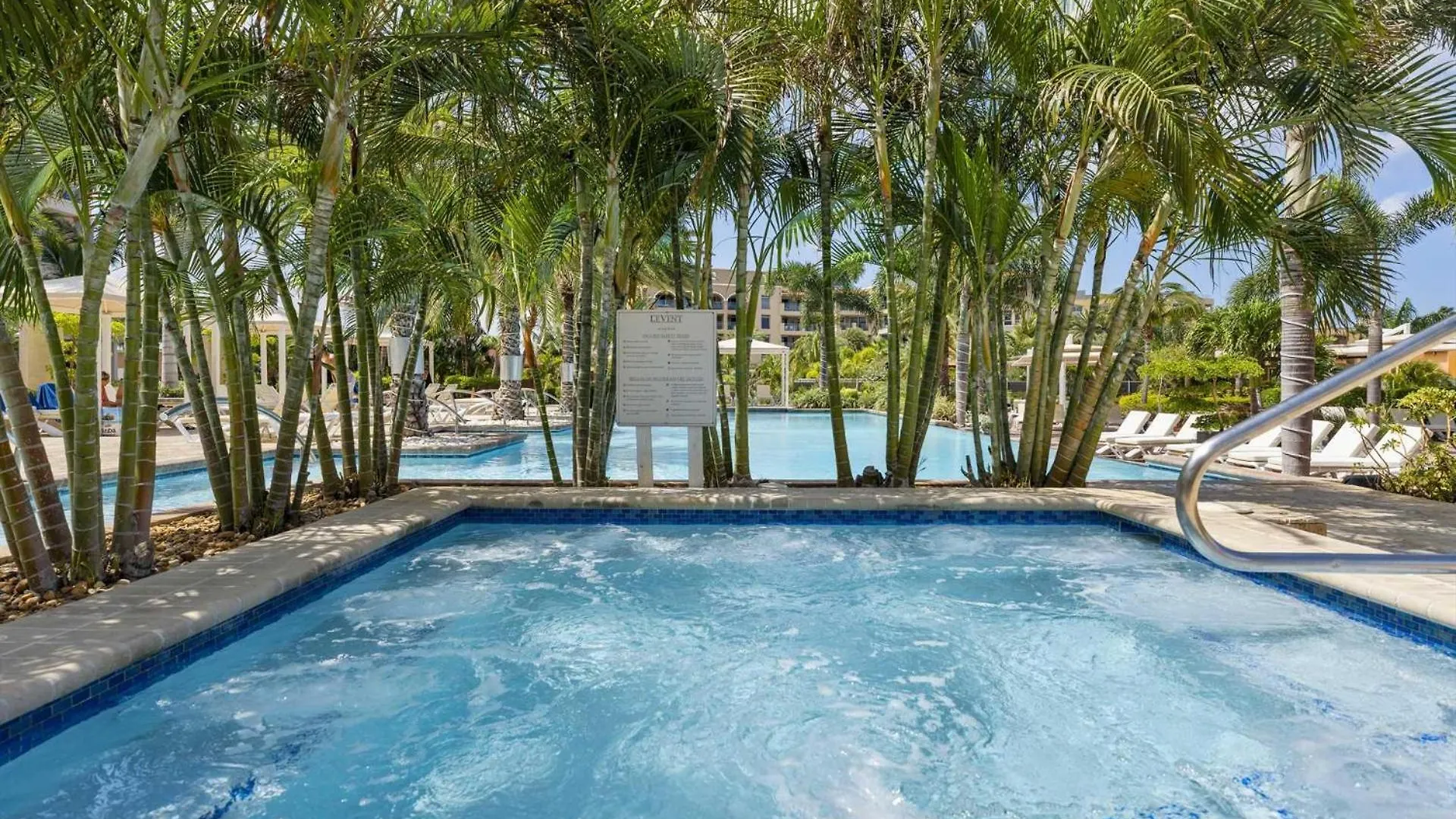 Dom wakacyjny Beach View - Chic View Penthouse 3Br Condo - Lv603 Palm Beach