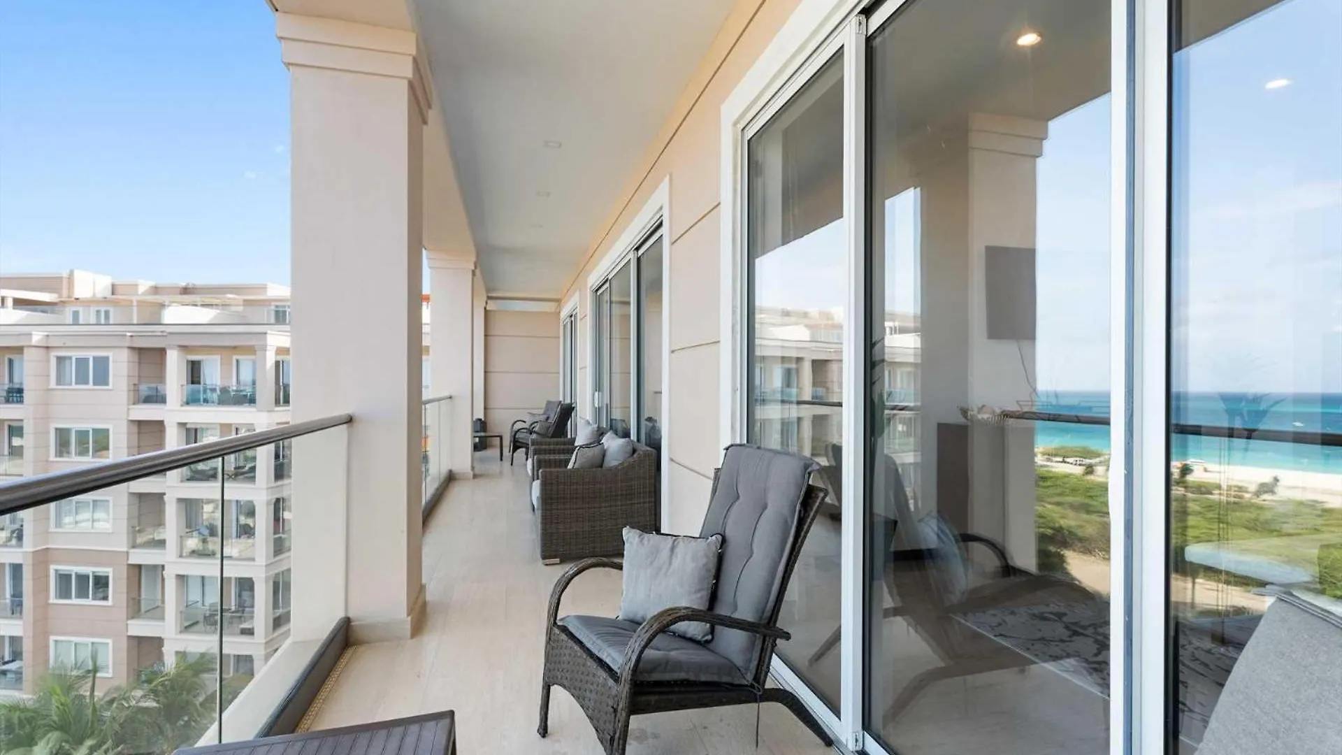 Beach View - Chic View Penthouse 3Br Condo - Lv603 Palm Beach Ferienhaus