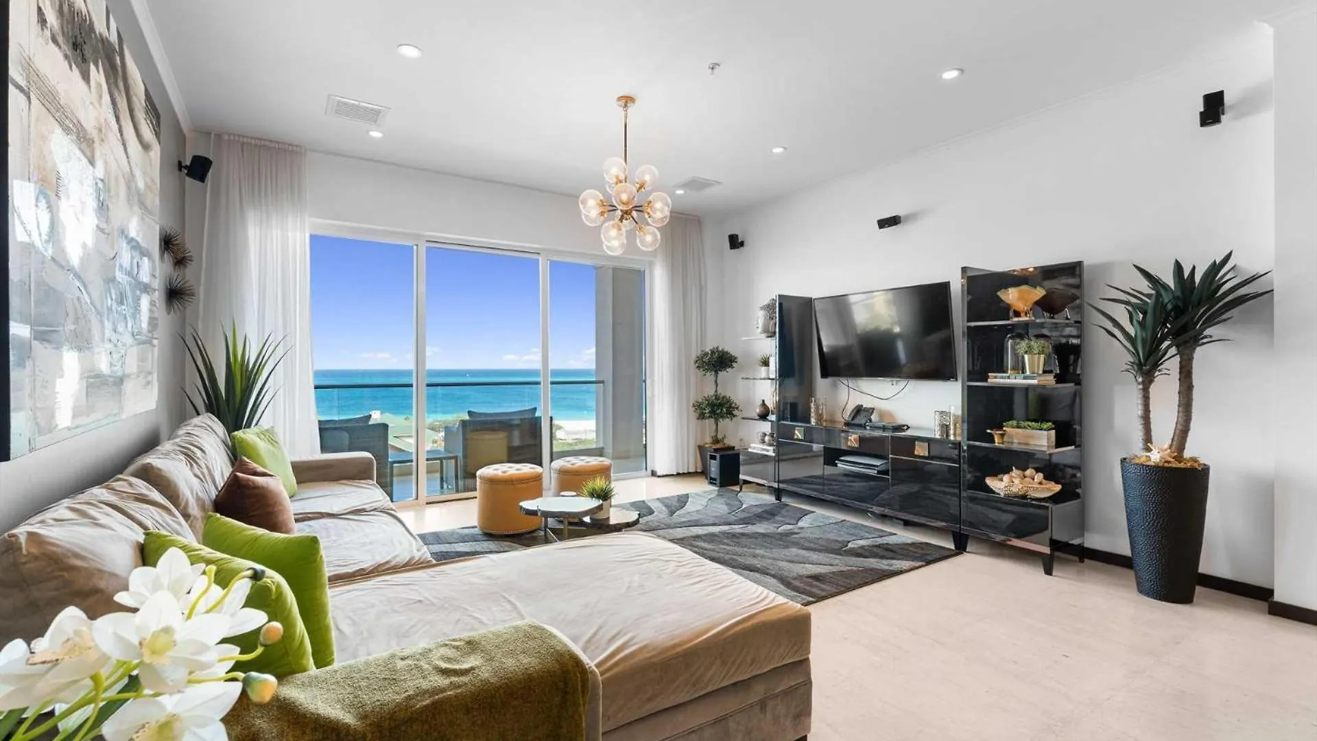 Beach View - Chic View Penthouse 3Br Condo - Lv603 Palm Beach